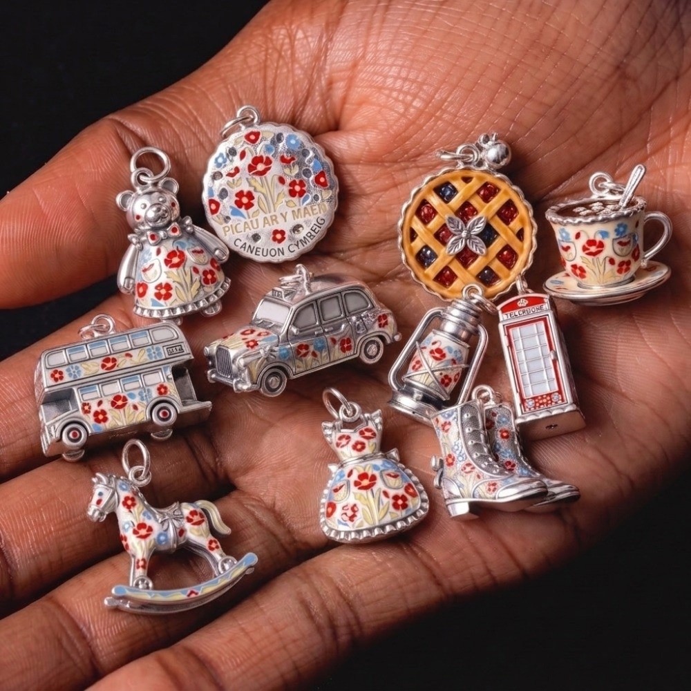 Elegantes colgantes de acero i - Jewelry Making London reseña y precio